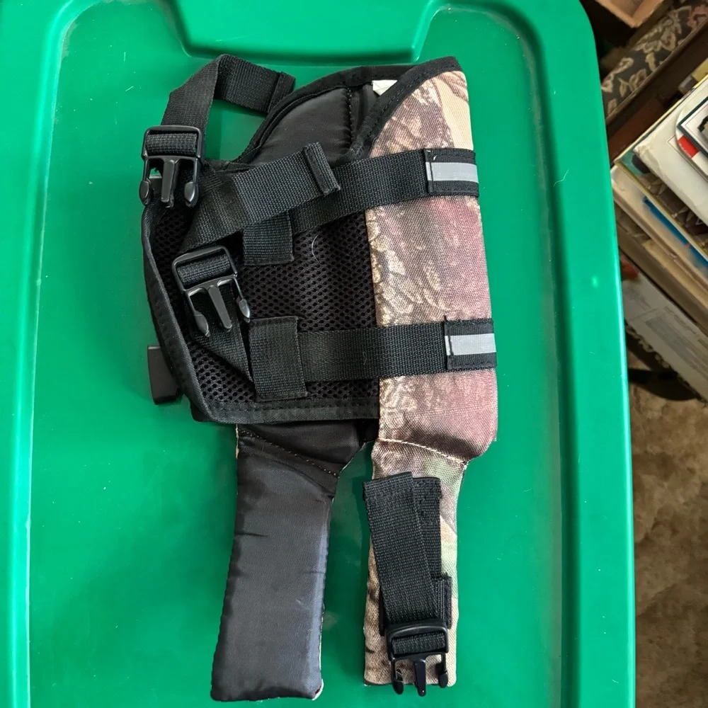 XS Camo Dog Life Jacket with Reflective Straps